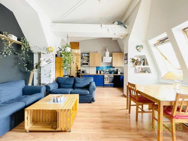 Mieszkanie 4-pokojowe Szczecin, ul. marsz. Józefa Piłsudskiego. Zdjęcie 1