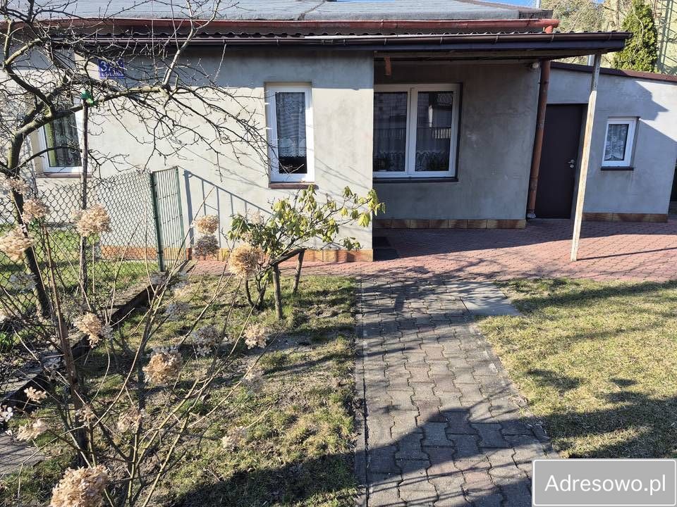 dom wolnostojący Bełchatów, ul. Leśna. Zdjęcie 6