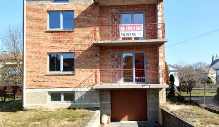 dom wolnostojący, 5 pokoi Krosno