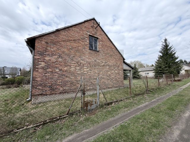 dom wolnostojący, 2 pokoje Lasek. Zdjęcie 10