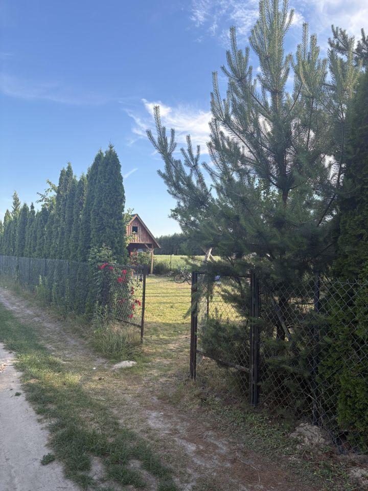 Działka na sprzedaż bez pośredników          
          
            ul. Akacjowa          
          
            Łęczna - Widok 4