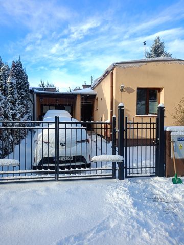 bliźniak, 4 pokoje Piaseczno Osiedle Przy Kamieniu, ul. Szafirowa. Zdjęcie 1