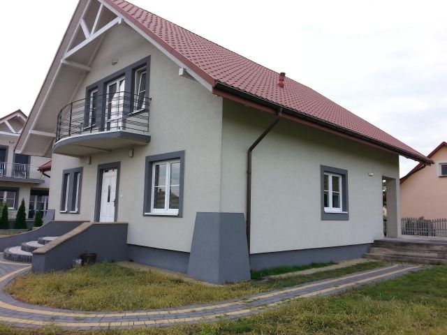 dom wolnostojący, 6 pokoi Tarnobrzeg Mokrzyszów, ul. Michała Pazia. Zdjęcie 1