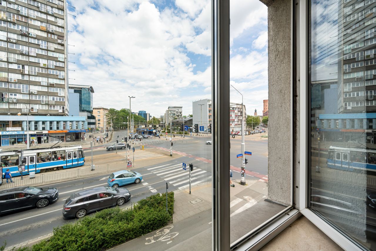 Lokal Wrocław Stare Miasto, pl. Legionów. Zdjęcie 4