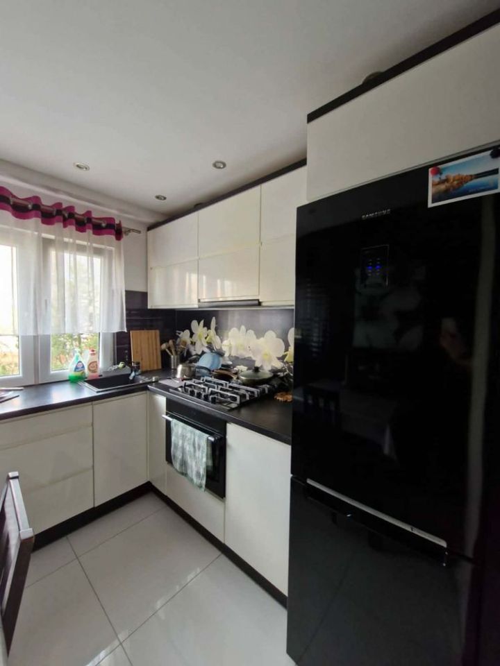 Mieszkanie 3-pokojowe Jelcz-Laskowice. Zdjęcie 7