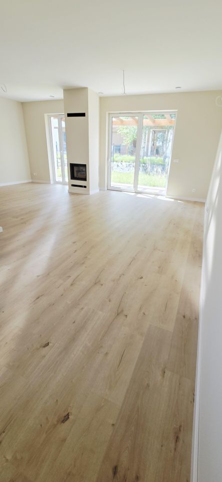 dom szeregowy, 5 pokoi Wiśniówka. Zdjęcie 4