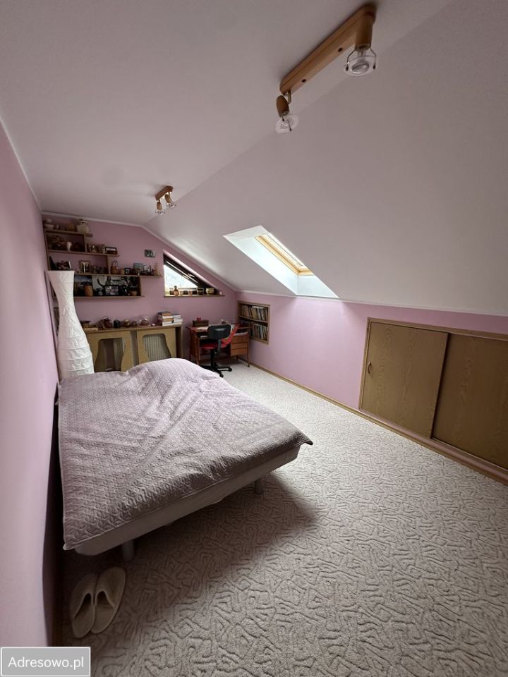 dom wolnostojący, 6 pokoi Krawczyki. Zdjęcie 10