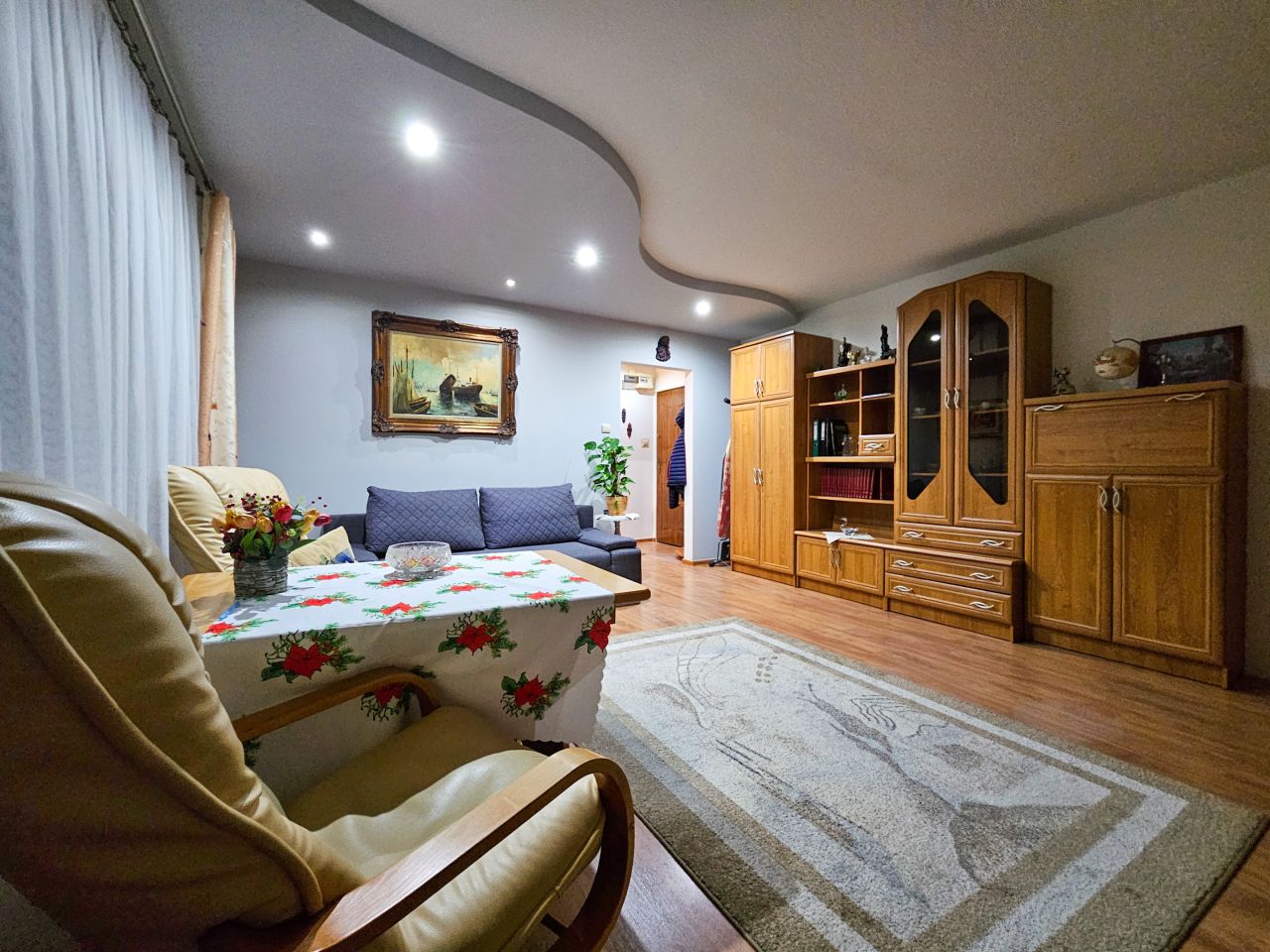 Mieszkanie 2-pokojowe Nowy Targ, ul. gen. Władysława Sikorskiego. Zdjęcie 3