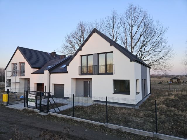 bliźniak, 6 pokoi Mokre, ul. 15 Sierpnia. Zdjęcie 1