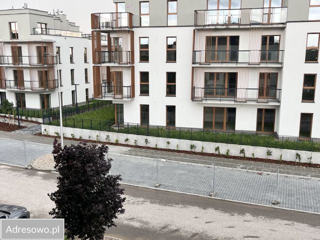 Mieszkanie 2-pokojowe Zamienie. Zdjęcie 1