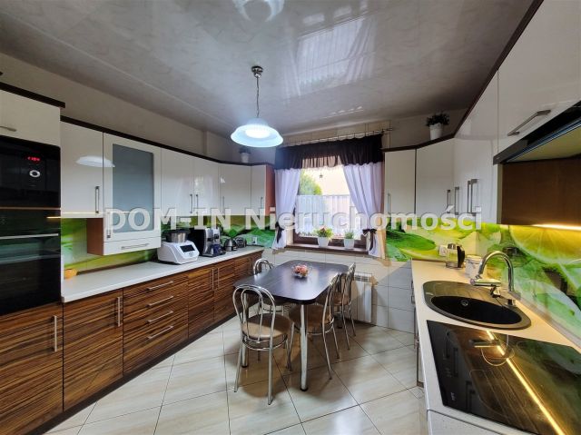 dom wolnostojący, 7 pokoi Jastrzębie-Zdrój Jastrzębie Dolne. Zdjęcie 16