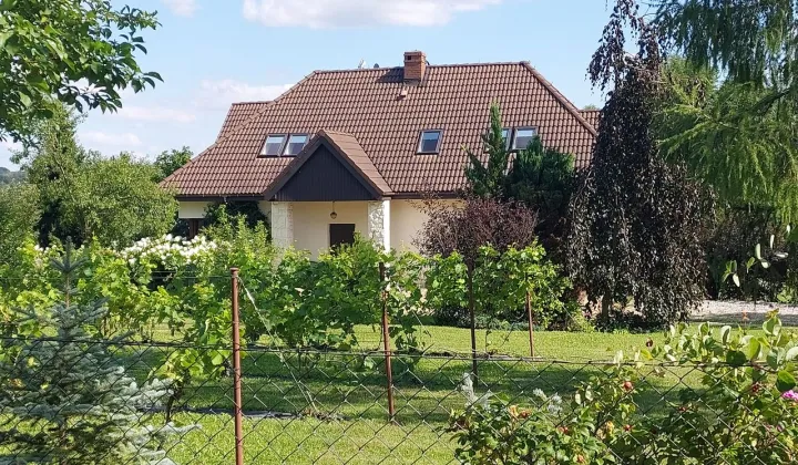 dom wolnostojący, 4 pokoje Wojszyn