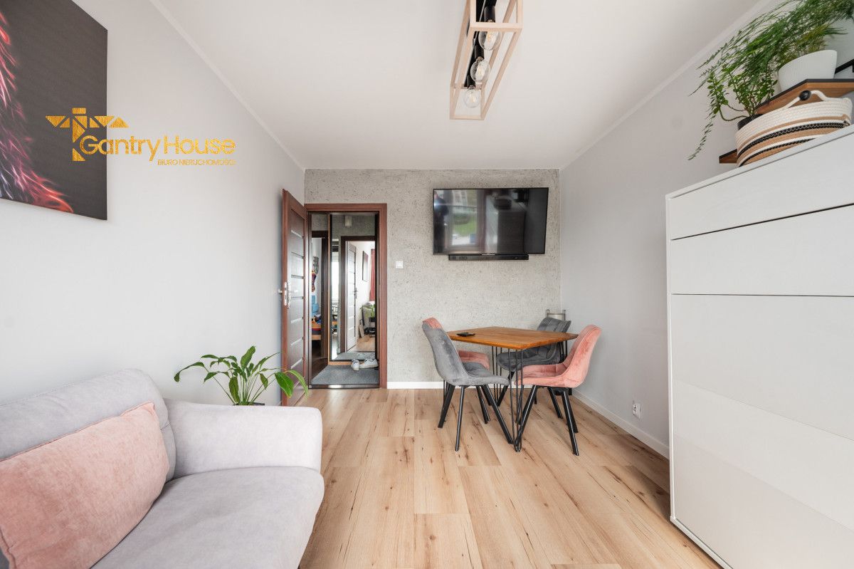 Mieszkanie 3-pokojowe Gdynia Obłuże, ul. płk. Stanisława Dąbka. Zdjęcie 2