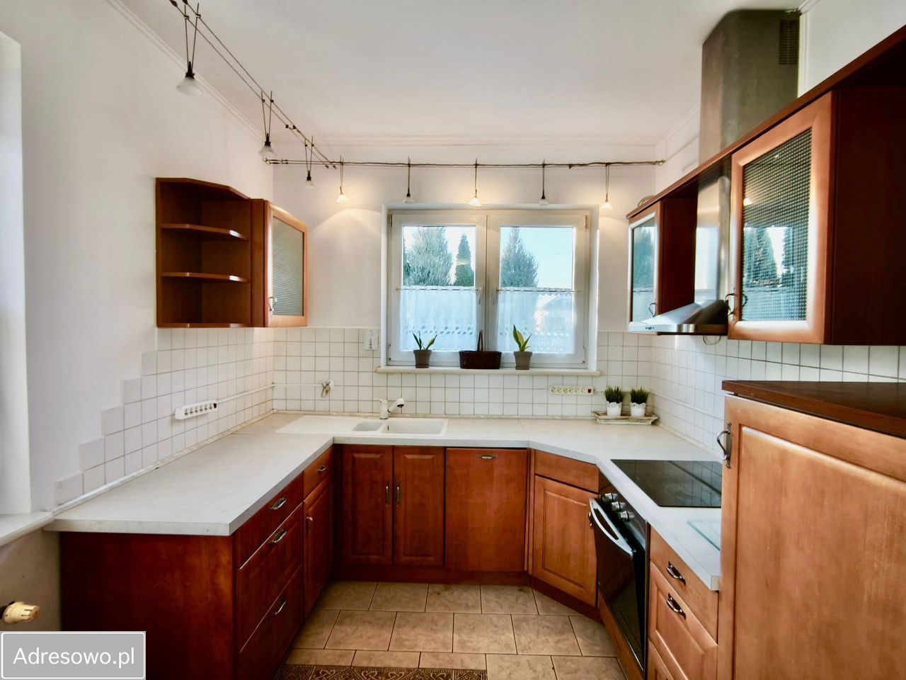 dom wolnostojący, 4 pokoje Rusiec. Zdjęcie 9