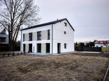 bliźniak, 5 pokoi Łomianki Dolne, ul. Brzegowa. Zdjęcie 3