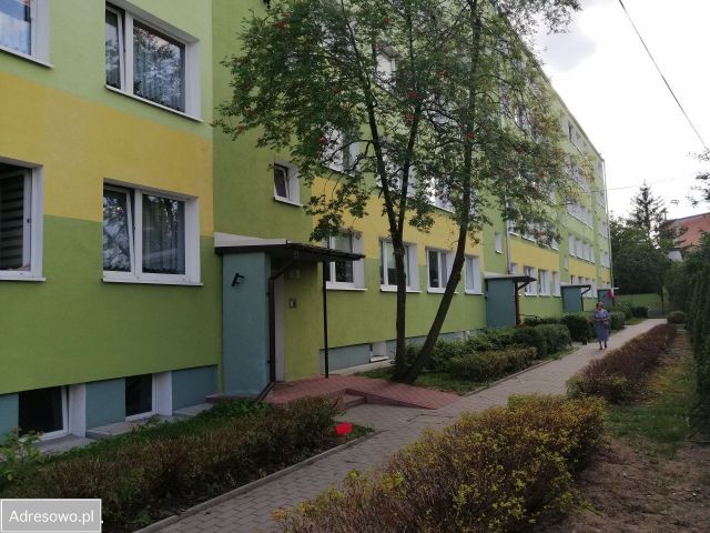Mieszkanie 3-pokojowe Pabianice Karolew, ul. Trębacka. Zdjęcie 1
