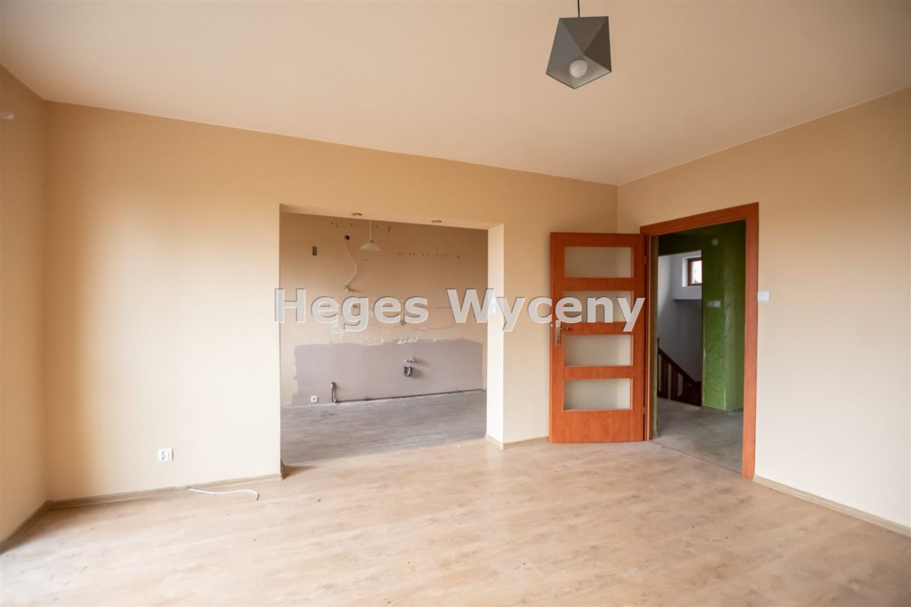 dom szeregowy, 4 pokoje Jawor, ul. Stanisława Wyspiańskiego. Zdjęcie 6