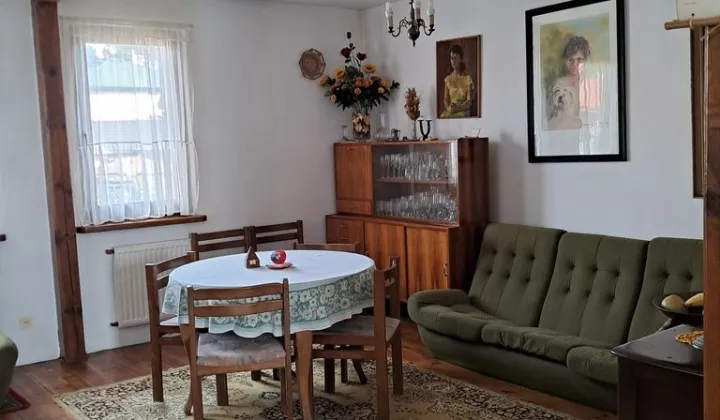 dom wolnostojący, 6 pokoi Blizne Jasińskiego