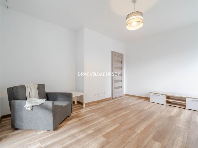 Mieszkanie 2-pokojowe Kraków Czyżyny, ul. Bolesława Orlińskiego. Zdjęcie 3