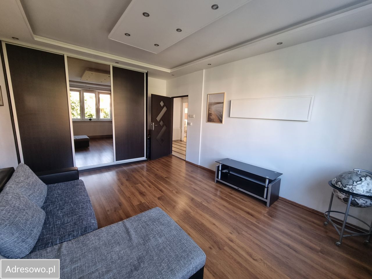 Mieszkanie 3-pokojowe Wrocław Śródmieście, ul. ks. Konstantego Damrota. Zdjęcie 2