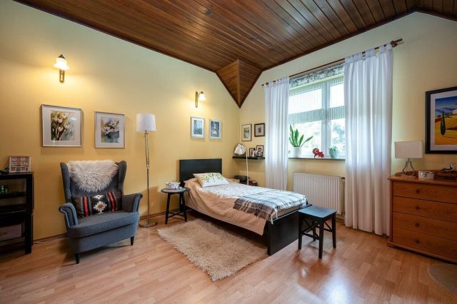 dom wolnostojący, 7 pokoi Łódź, ul. Folwarczna. Zdjęcie 9