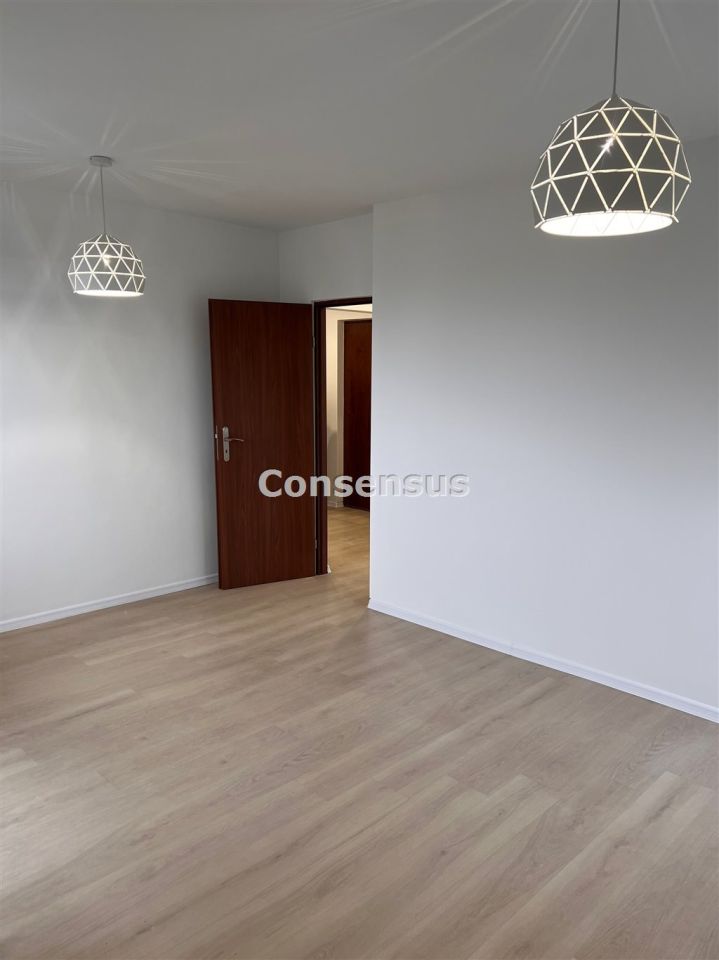 Mieszkanie 3-pokojowe Katowice Ligota, ul. Wodospady. Zdjęcie 2