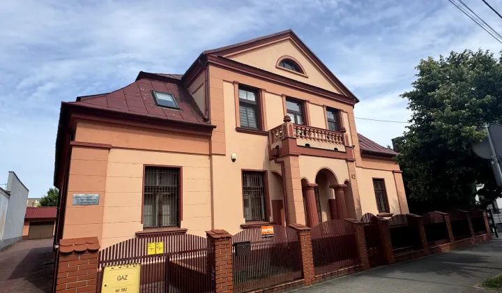 dworek, 10 pokoi Zduńska Wola, ul. Jarosława Dąbrowskiego