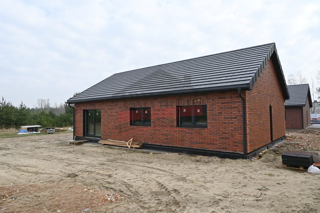 dom wolnostojący, 5 pokoi Nowa Schodnia. Zdjęcie 3