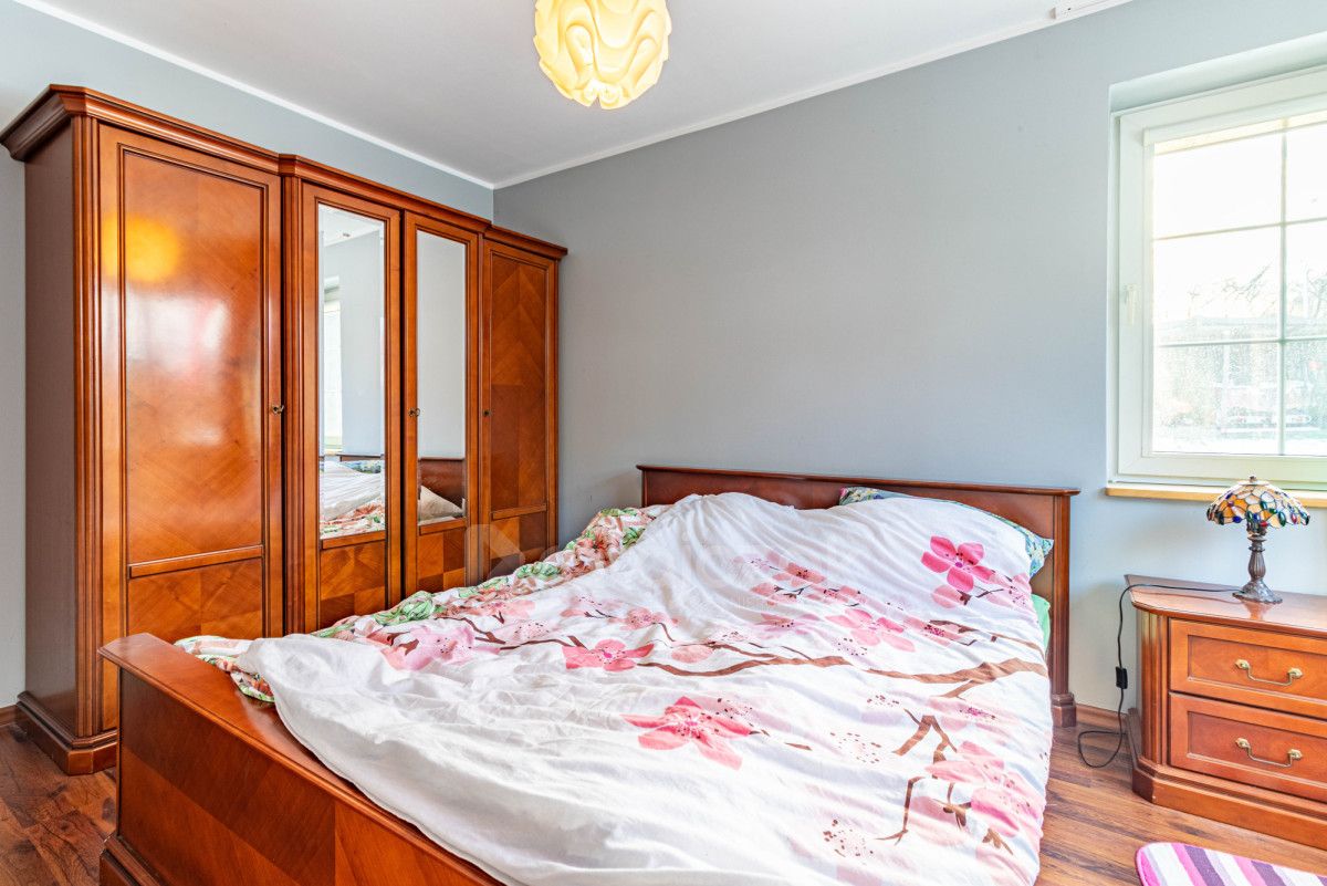 dom wolnostojący, 7 pokoi Nadole, ul. Osiedle na Stoku. Zdjęcie 15