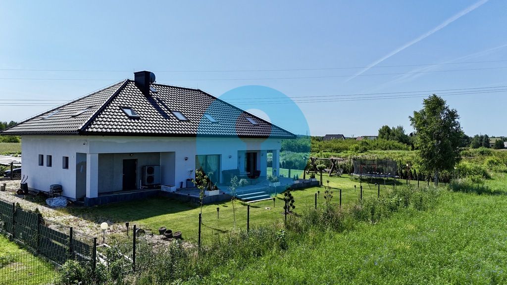 dom wolnostojący, 5 pokoi Brynica