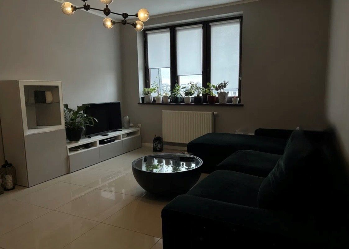 Mieszkanie 3-pokojowe Piaseczno. Zdjęcie 2