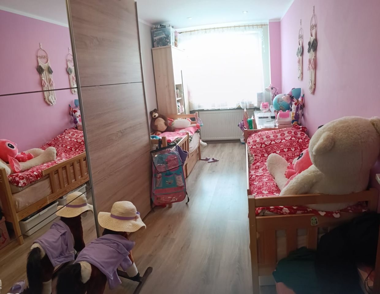 Mieszkanie 3-pokojowe Łabędnik. Zdjęcie 3