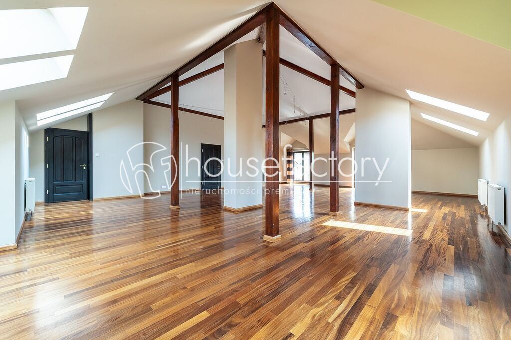 dom wolnostojący, 7 pokoi Łódź Górna. Zdjęcie 11