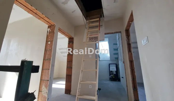 dom wolnostojący, 4 pokoje Liszki, ul. Krakowska