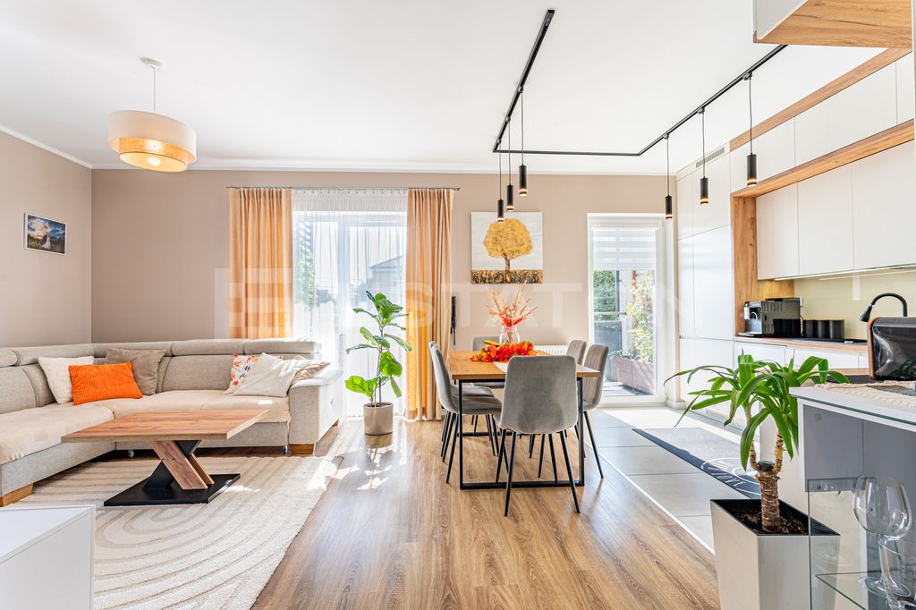 Mieszkanie 4-pokojowe Rzeszów, ul. św. Rocha. Zdjęcie 1