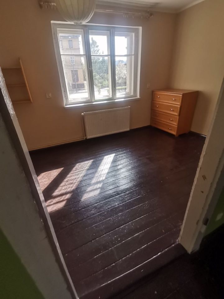 dom wolnostojący, 6 pokoi Jelenia Góra Centrum, ul. Powstańców Wielkopolskich. Zdjęcie 14