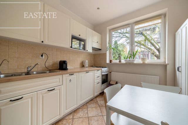 dom wolnostojący, 11 pokoi Warszawa Saska Kępa, ul. Genewska. Zdjęcie 16