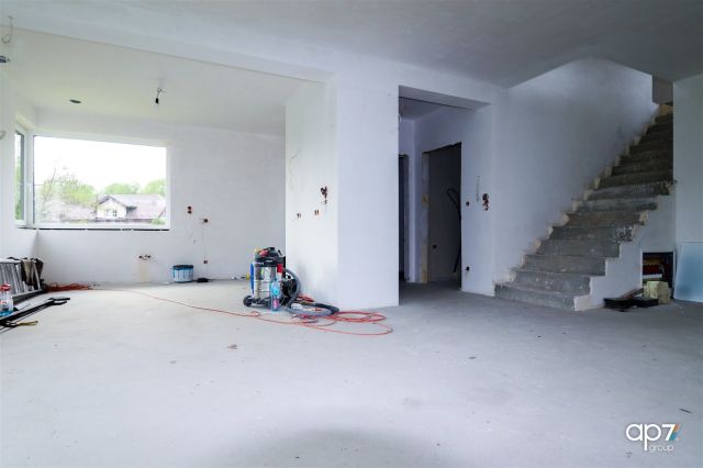 dom wolnostojący, 5 pokoi Kraków Zwierzyniec. Zdjęcie 9