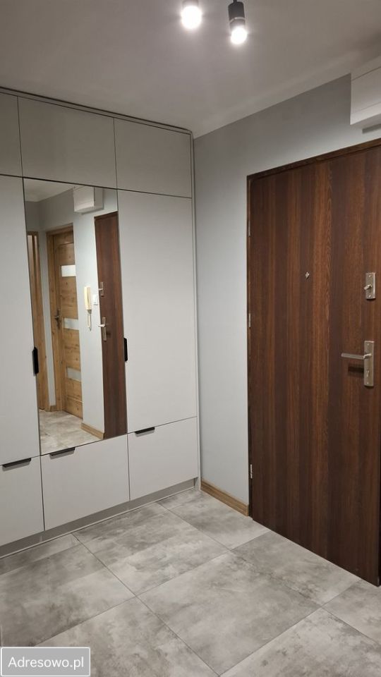 Mieszkanie 3-pokojowe Skarżysko-Kamienna, ul. Lotnicza. Zdjęcie 2