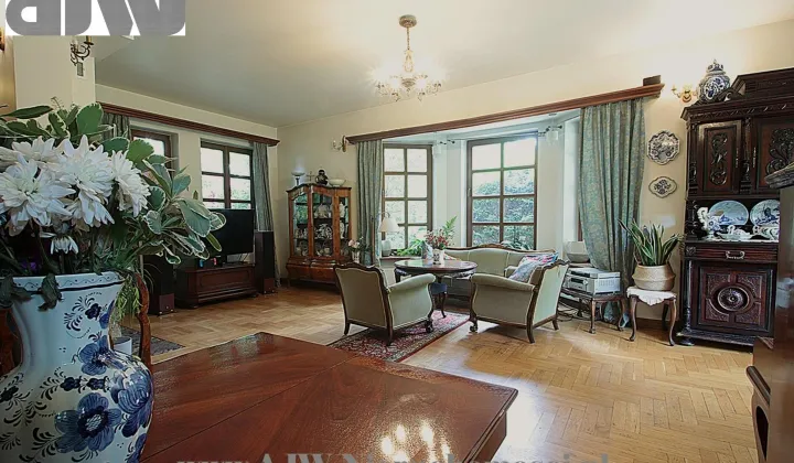 dom wolnostojący, 6 pokoi Hornówek