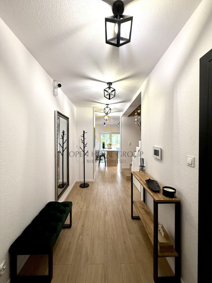 dom szeregowy, 4 pokoje Oleśnica. Zdjęcie 3