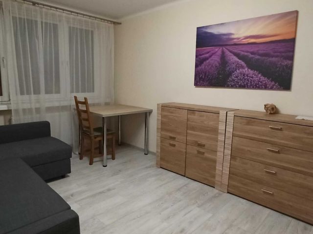 Mieszkanie 3-pokojowe Kraków Azory, ul. Kazimierza Pużaka. Zdjęcie 1