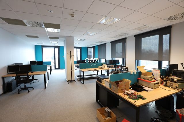 Biuro Kraków Prądnik Czerwony, ul. Pilotów. Zdjęcie 2