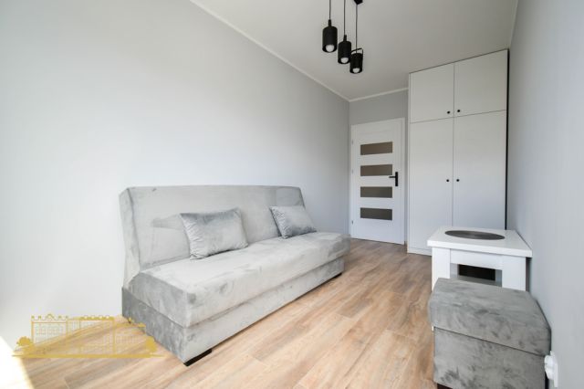 Mieszkanie 3-pokojowe Kraków, os. Piastów. Zdjęcie 6