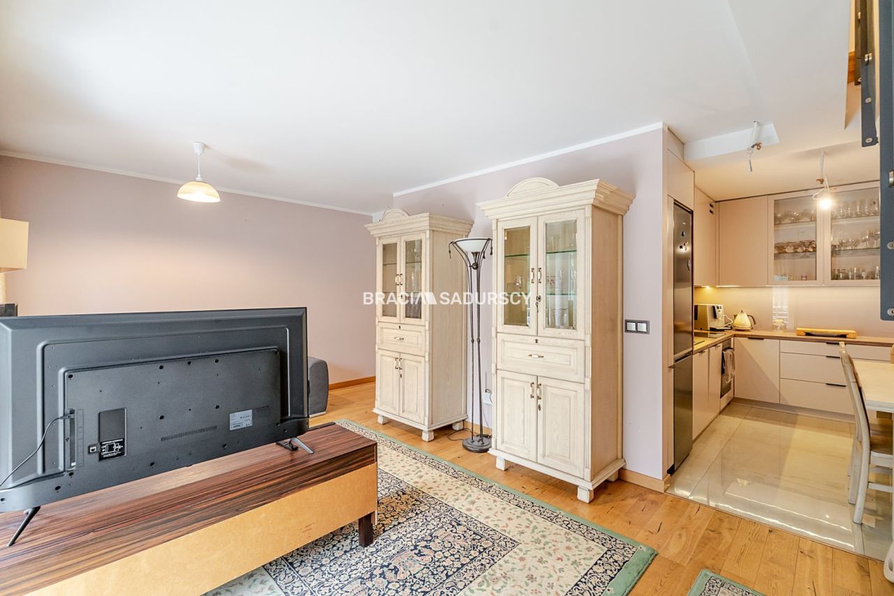 Mieszkanie 3-pokojowe Kraków Swoszowice, ul. Leona Petrażyckiego. Zdjęcie 5