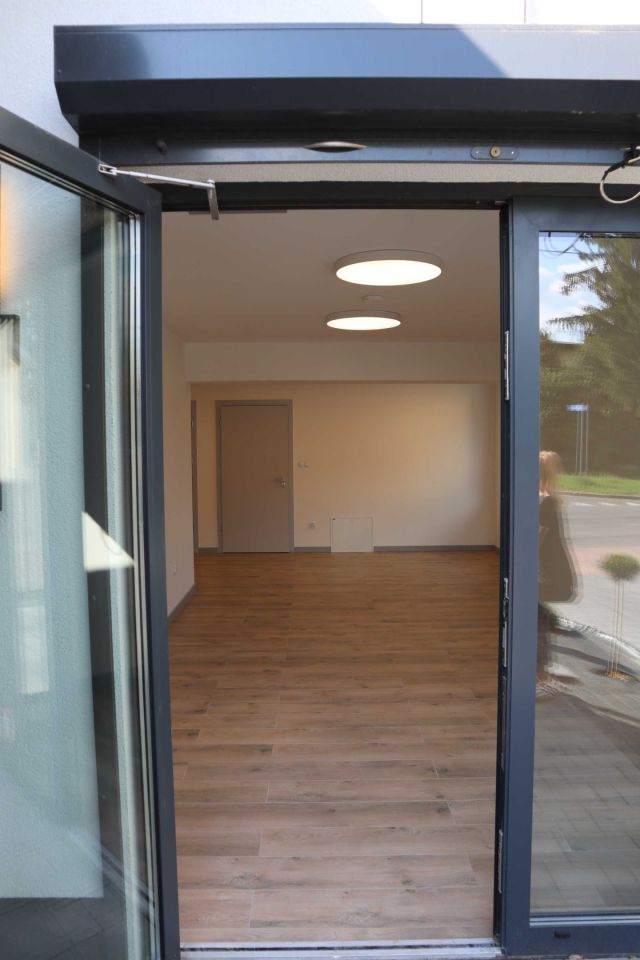 Lokal Myszków, ul. Majora Sucharskiego. Zdjęcie 2