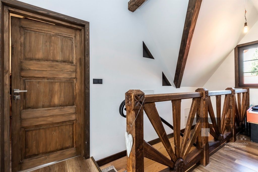 dom wolnostojący, 9 pokoi Witów. Zdjęcie 10