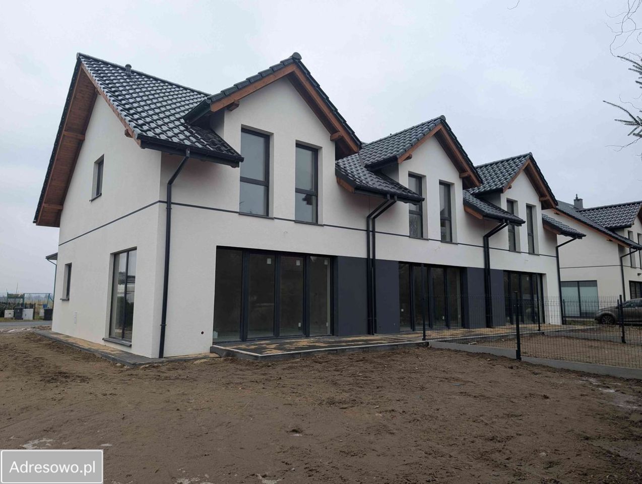 dom szeregowy, 4 pokoje Dobroszyce, ul. Lipowa. Zdjęcie 3