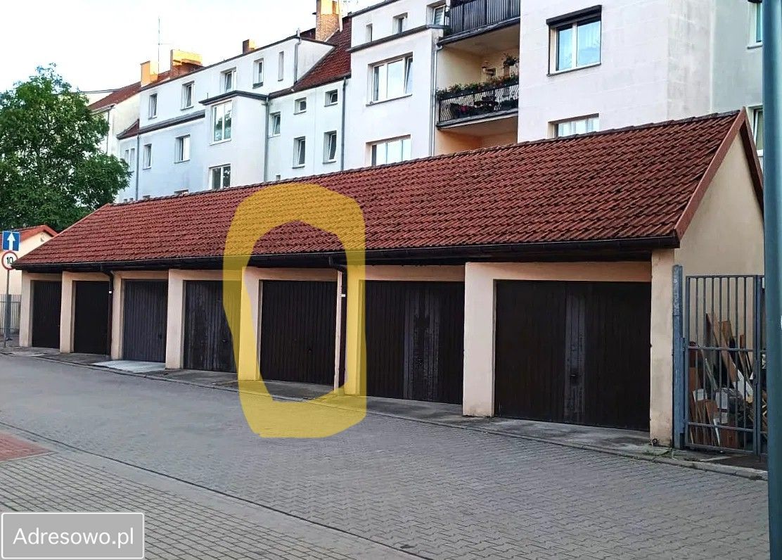 Garaż/miejsce parkingowe Stargard Centrum, ul. Juliusza Słowackiego. Zdjęcie 1