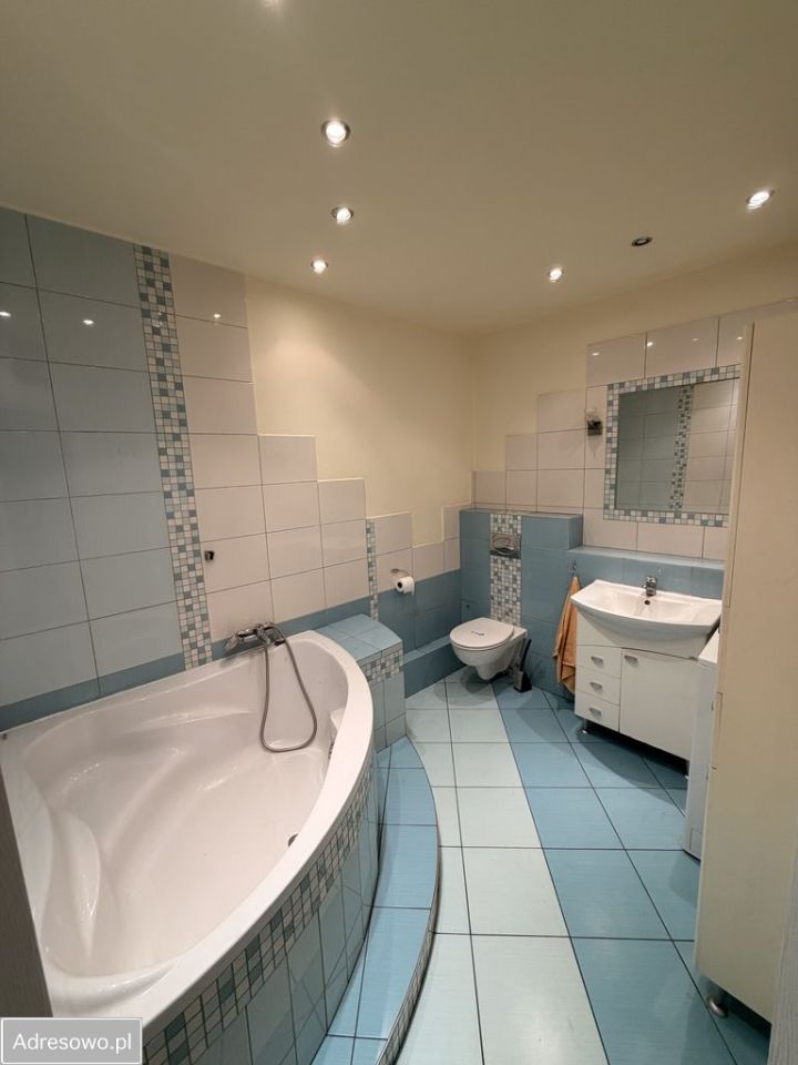 Mieszkanie 7-pokojowe Bytom Śródmieście. Zdjęcie 6